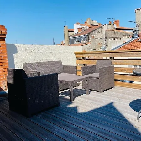 New Duplex Centre Avec Terrasse Et Parking Apartament Clermont-Ferrand