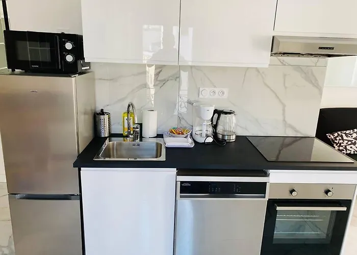 New Duplex Centre Avec Terrasse Et Parking Apartamento